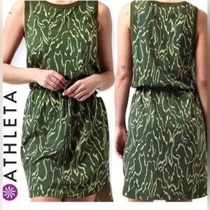 Athleta Rincon Printed Dress Voyage Eucalyptus Olive Green Medium